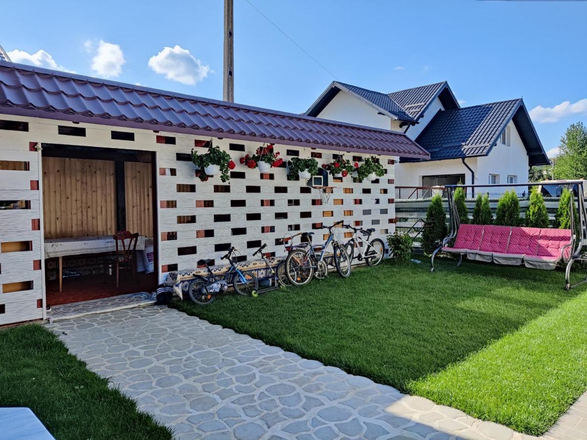 Vizuina Lupului Hotel Gura Humorului Exterior foto