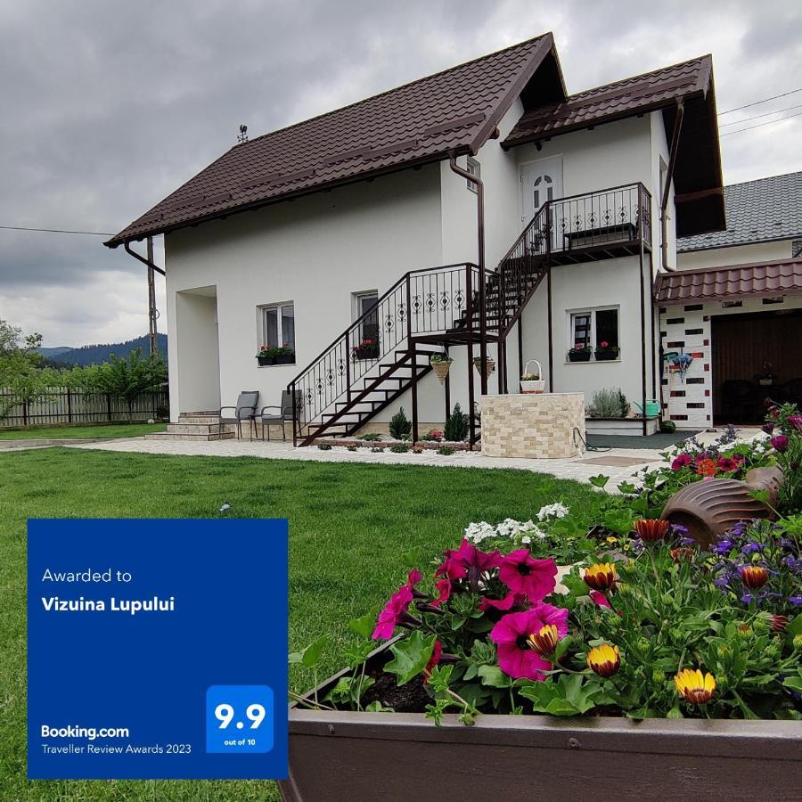 Vizuina Lupului Hotel Gura Humorului Exterior foto